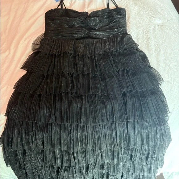 Gianni Bini Elegant Black Cut-Out Maxi Dress - Picture 3 of 7